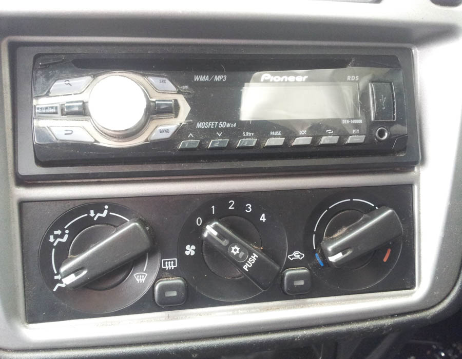 Mitsubishi Shogun Pinin heater-control-knob